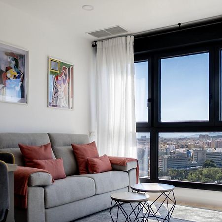 Urban Sky Apartment มาลากา ภายนอก รูปภาพ